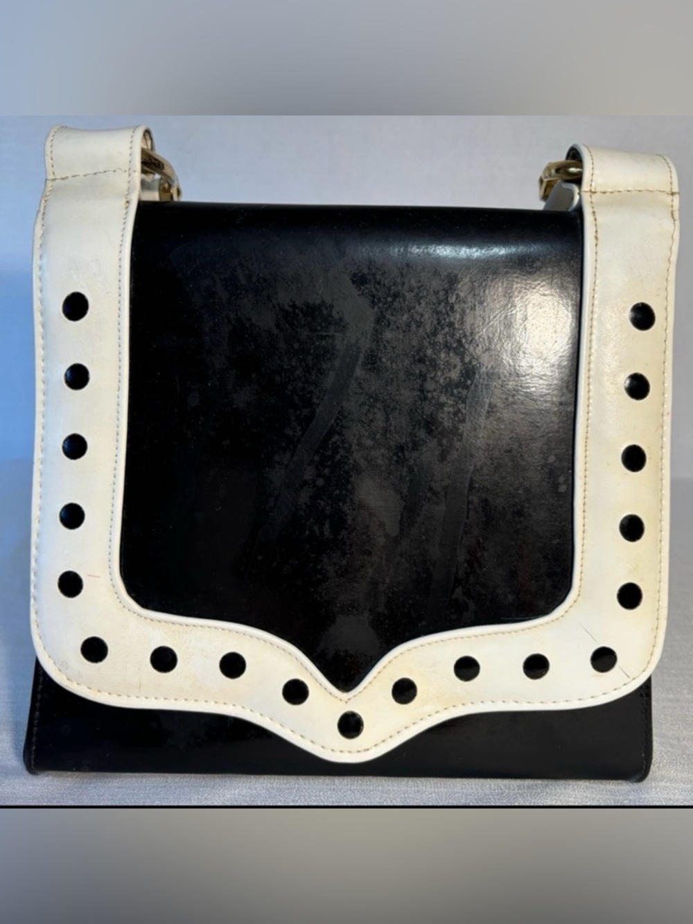VTG Life Stride Shoulder Bag 196”50’s Black & White Simulated Leather 97614